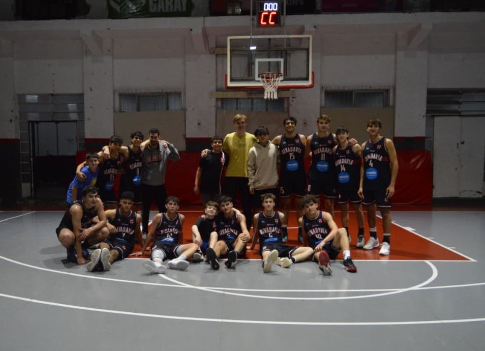 U19 (M): SEMIS CON FESTEJOS DE RIVADAVIA Y REPÚBLICA U19 (M): SEMIS CON FESTEJOS DE RIVADAVIA Y REPÚBLICA